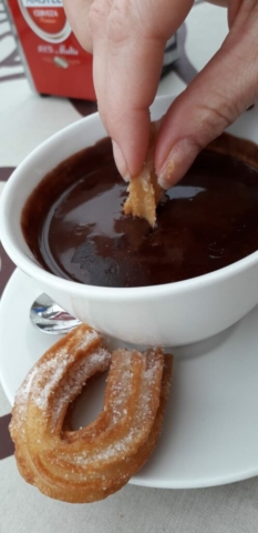 churros con chocolate